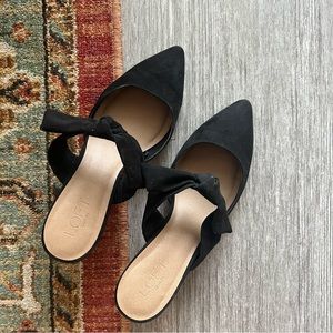 Black Pointed Toe Bow Heels